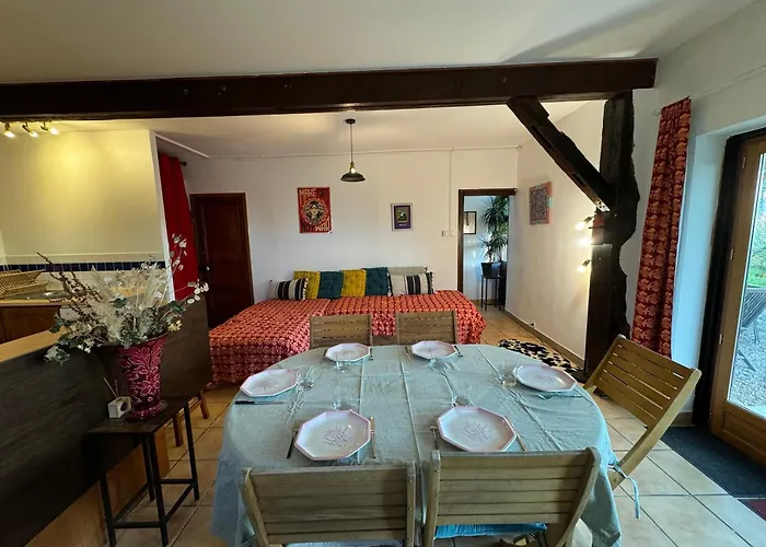 Penzion La Chaumiere Du Bout Du Chemin - Calme - Rdc 3*